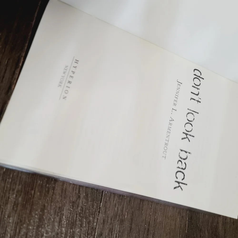 Don't Look Back by Jennifer L. Armentrout Hardcover Book